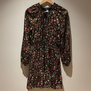Old Navy Black Floral Long Sleeve Dress